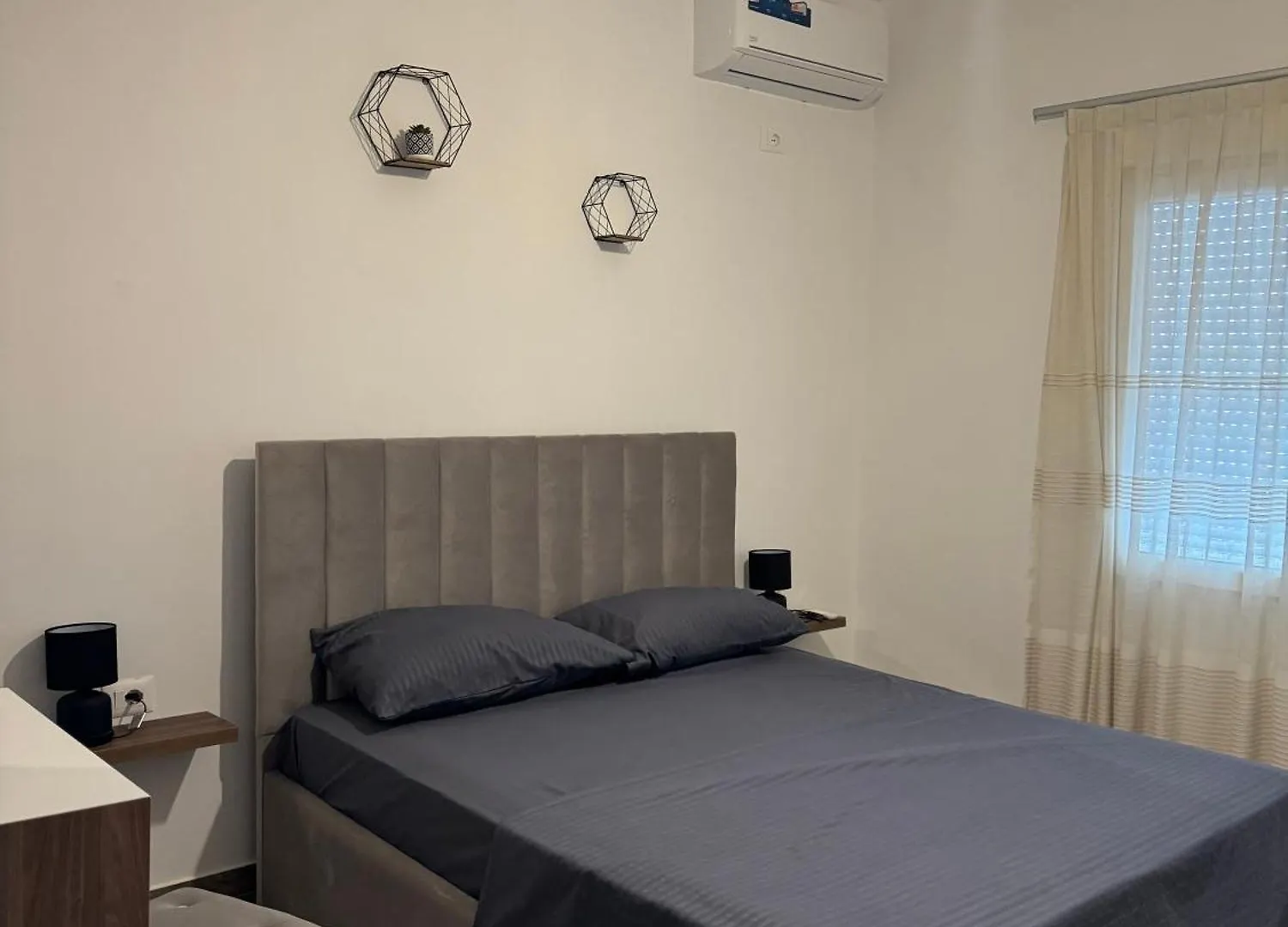 Vata Apartments Kamez
